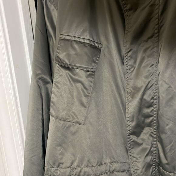 Nike puff jacket, size large closet clean out sale. - Picture 10 of 12